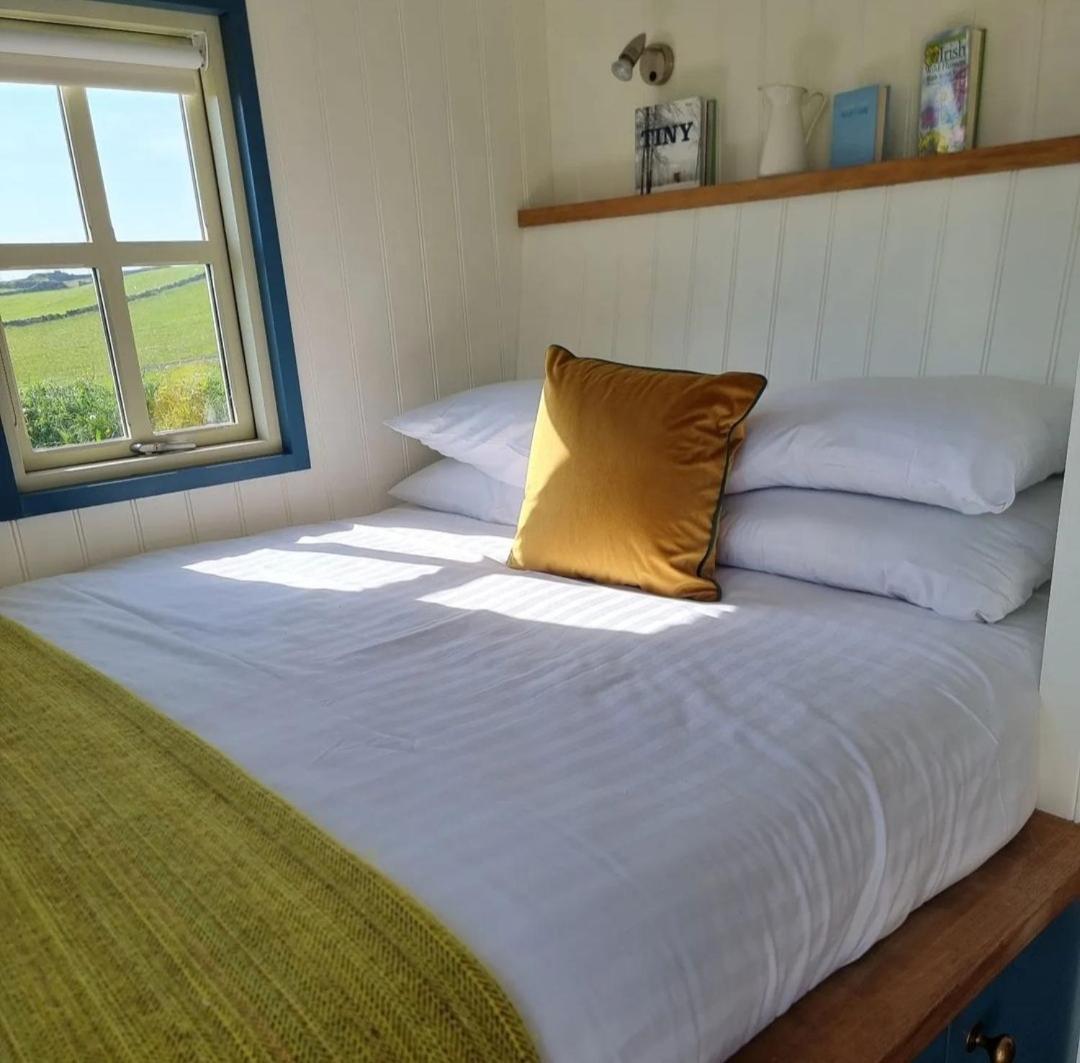 Wild Meadow Huts Doolin Exterior foto