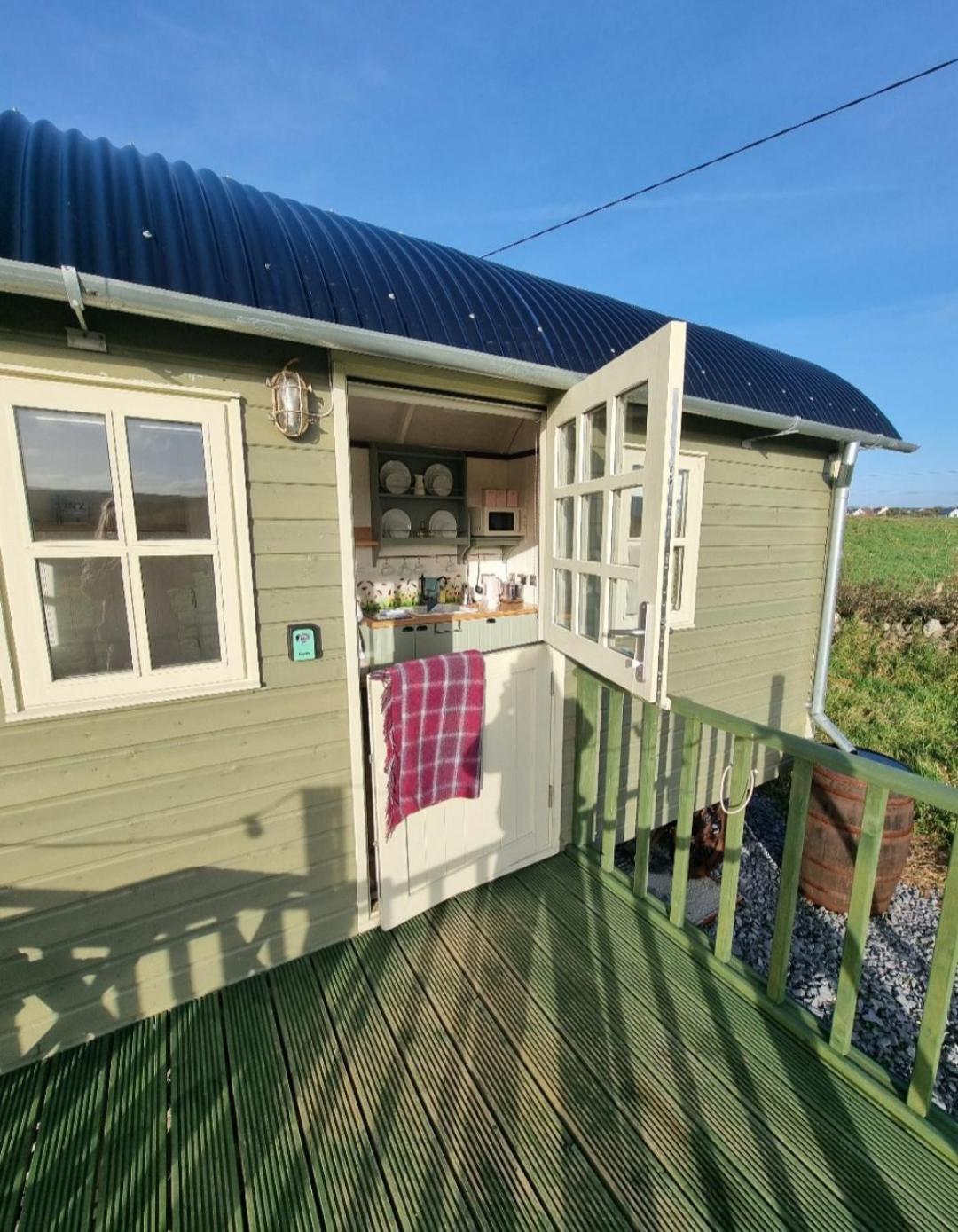Wild Meadow Huts Doolin Exterior foto