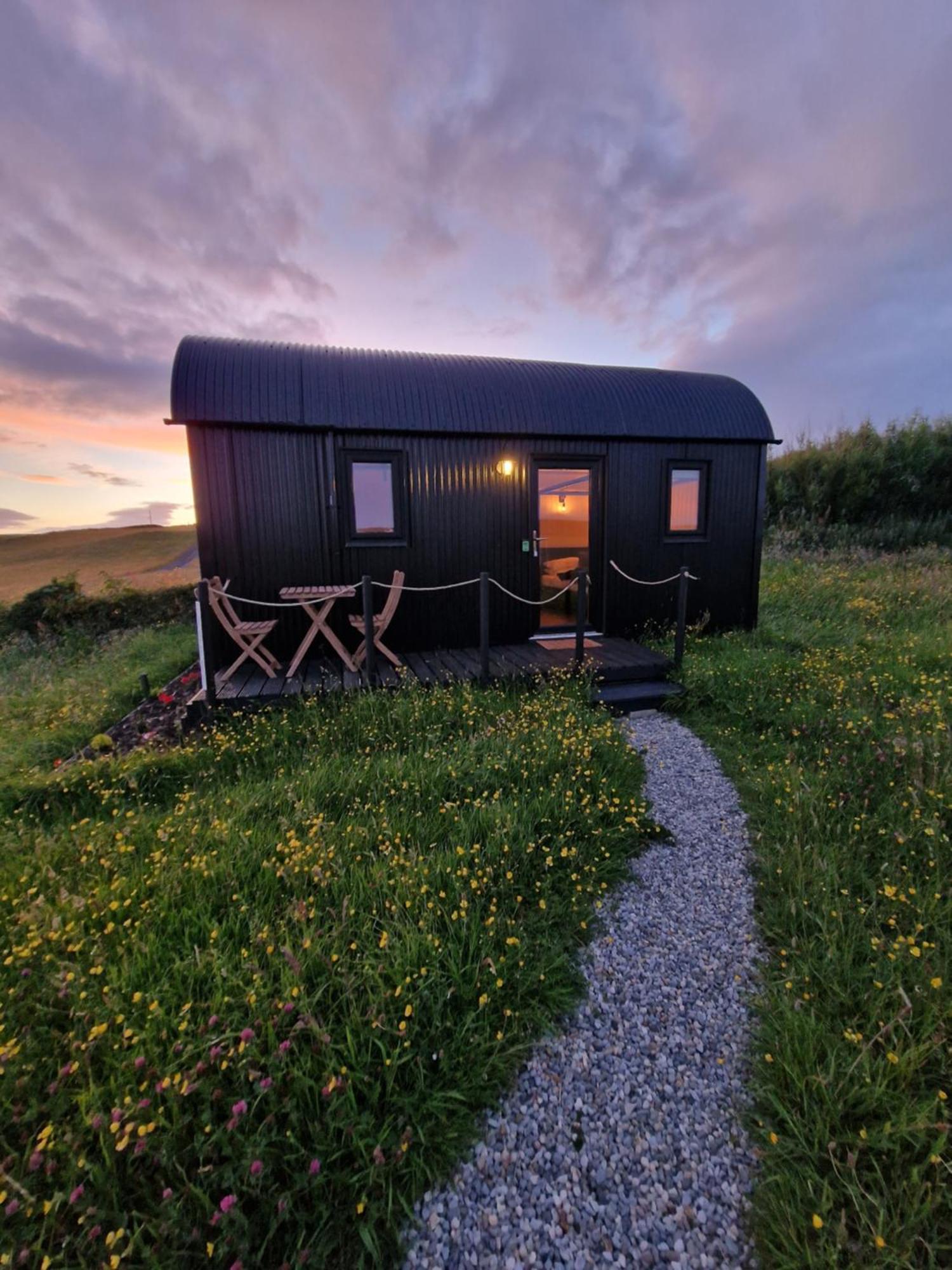 Wild Meadow Huts Doolin Exterior foto
