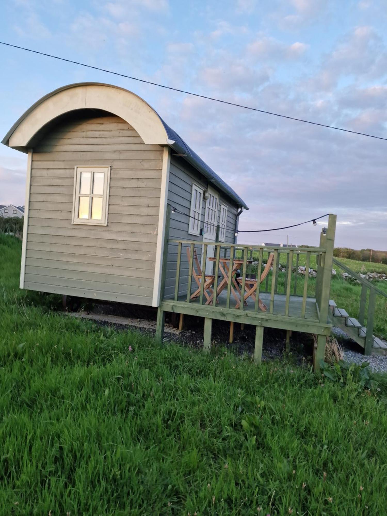 Wild Meadow Huts Doolin Exterior foto